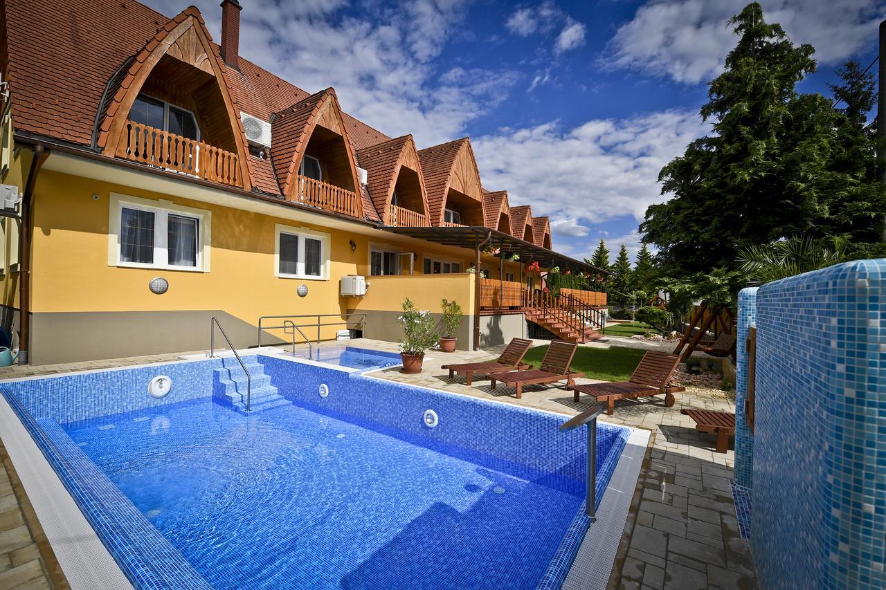 Rajna Villabridge&Spa Bogács Exterior foto